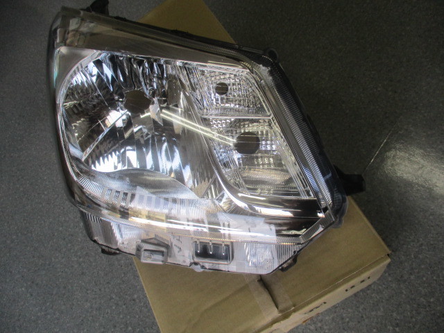 ムーヴ DBA-LA150S 右ヘッドランプ 81130-B2560 【公式通販】