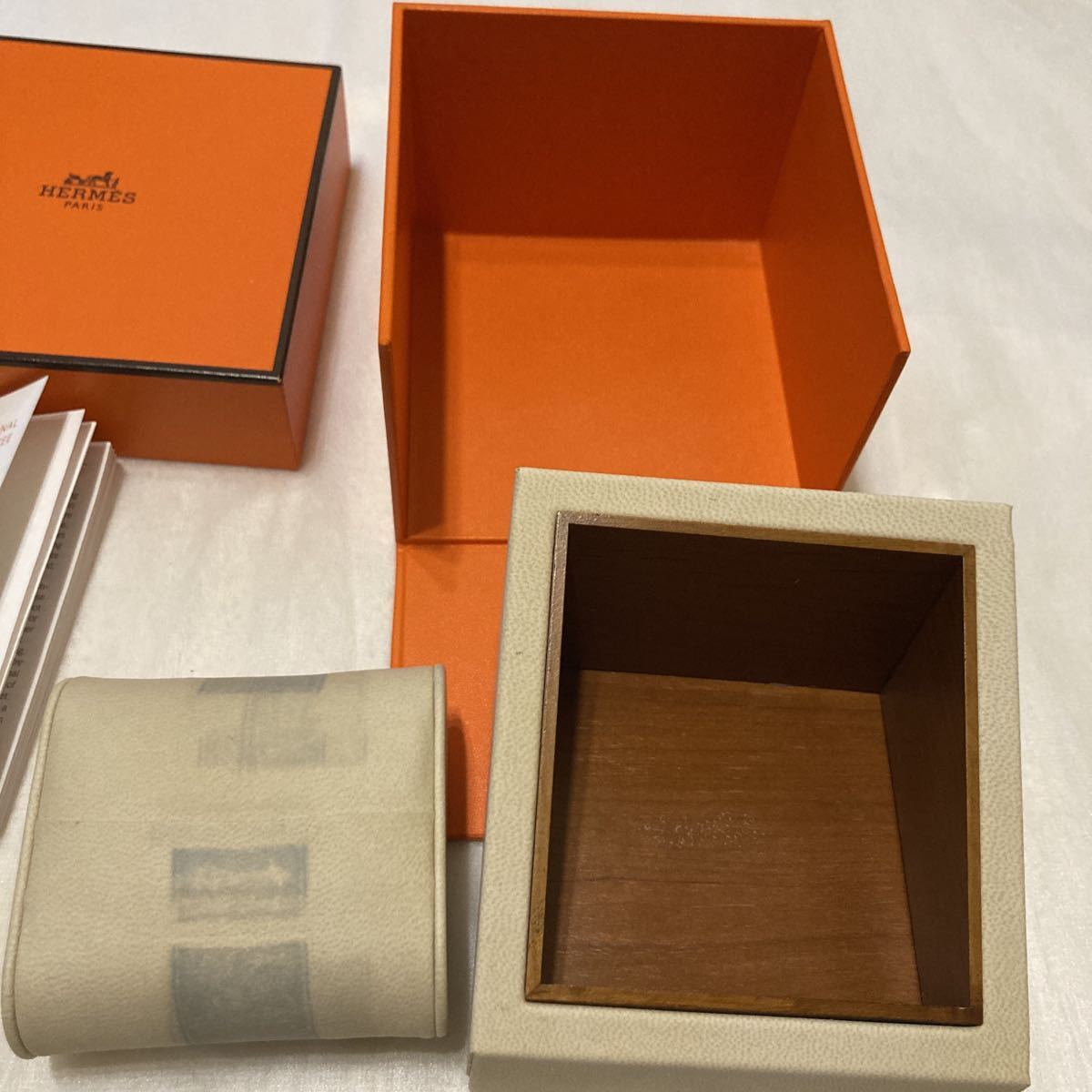 エルメス HERMES 時計 空箱 時計ケース Box 空き箱 箱 腕時計 ウォッチ