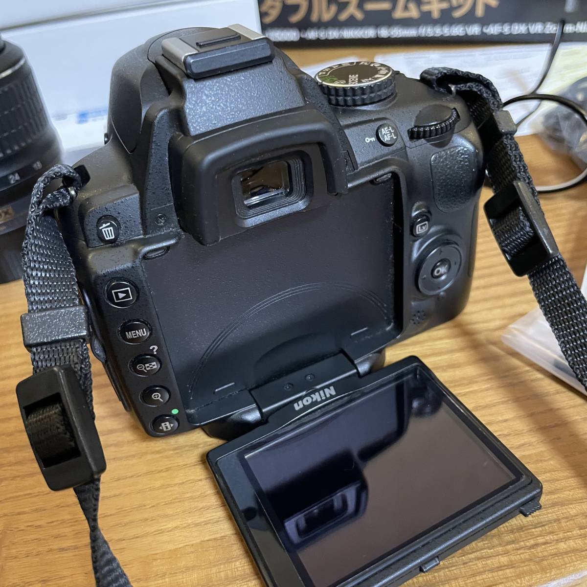 ニコン D5000 ダブルズームキット（VR付） 中古
