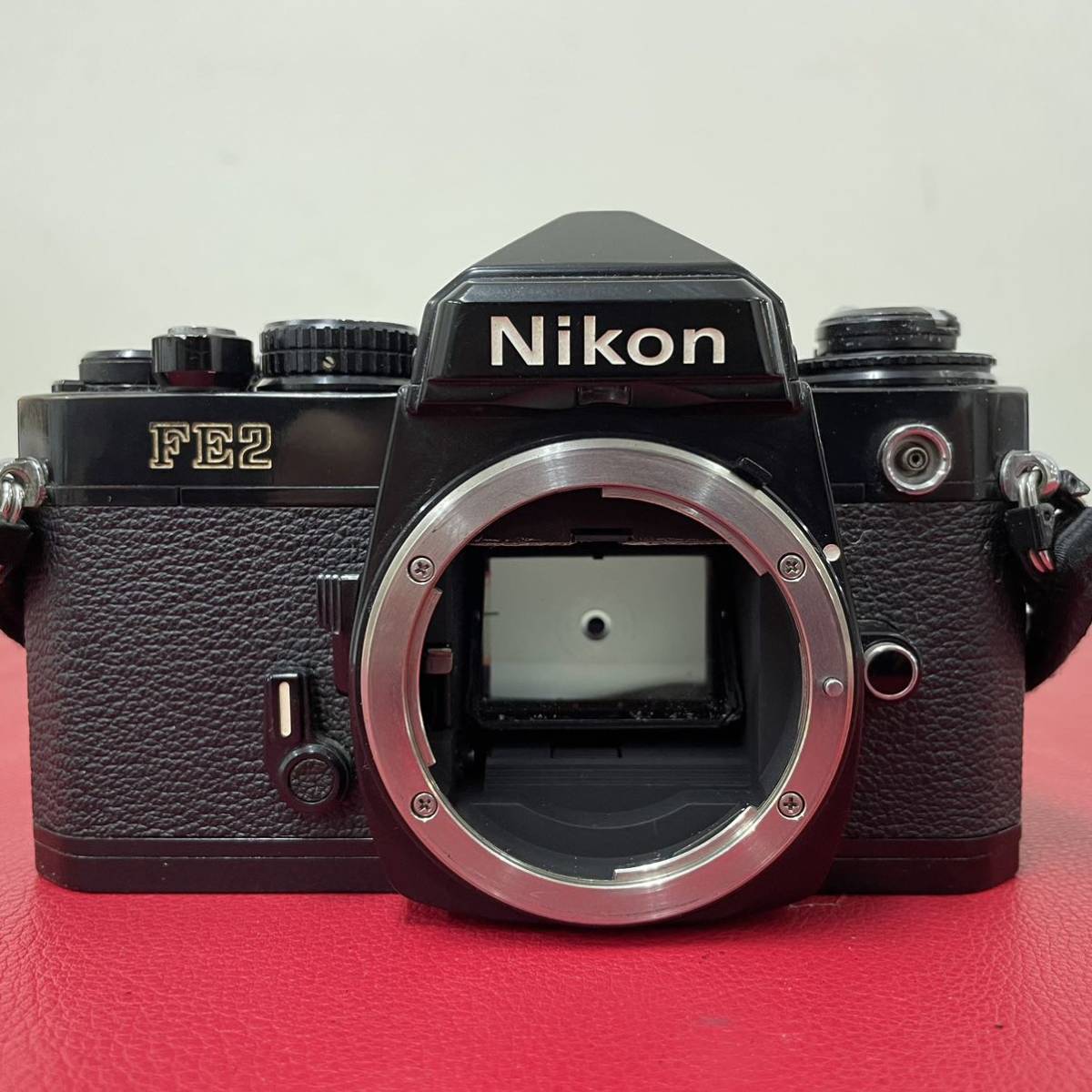☆A Nikon FE2 ボディ フィルムカメラ シャッターOK ニコン FE2 ボディ