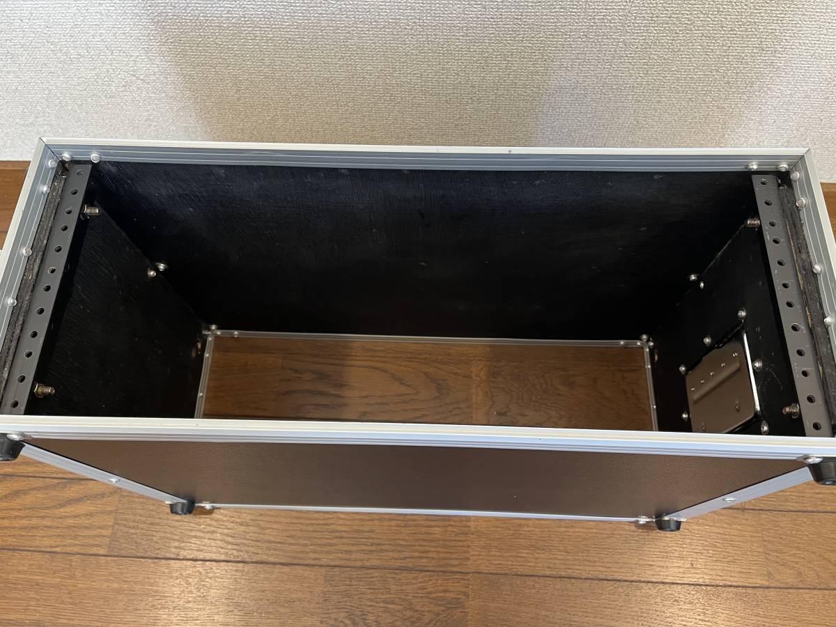 4Uラックケース 19インチ4U 外寸≒W550 D490 H210㎜(足 ラックケース&frasl;機材ケース CLASSIC -「2uラックケース」の落札相場・落札価格 Yahoo!オークション 送料無料 CPA04 ) クラシックプロ ( PRO W540&frasl;H130&frasl;D660mm