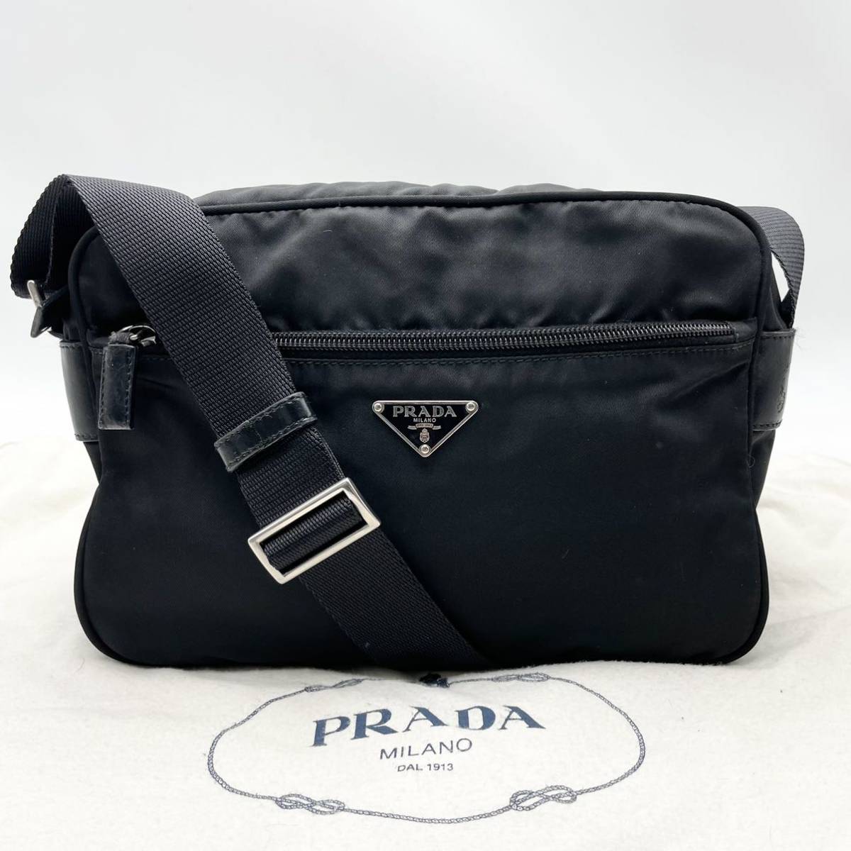PRADA プラダ チェーン ショルダーバッグ カメラバッグ 三角プレート　黒色 1円【上品】PRADA プラダ ショルダー バッグ 斜め掛け ブラック 黒