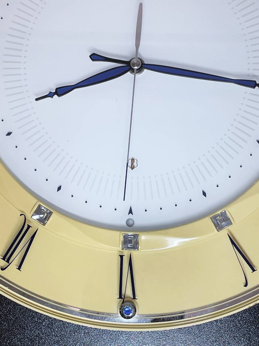 セイコーエンブレム 壁掛け時計 SEIKO電波時計 HS522W 掛け時計  