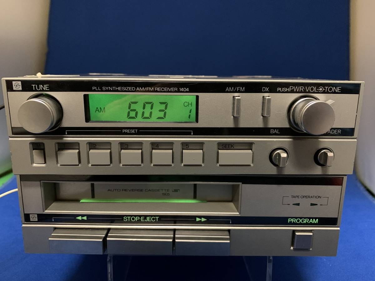 トヨタ クラウン 120系 純正カセット AMFMラジオ 86120-30621・86260