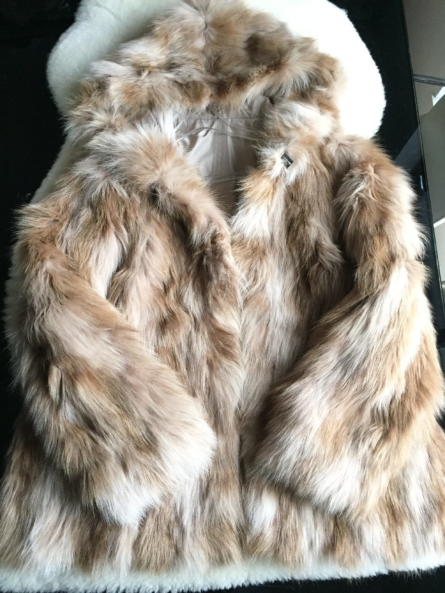 即決 極美品 バルマン BALMAIN 最高峰 ブルーフォックスファーコート