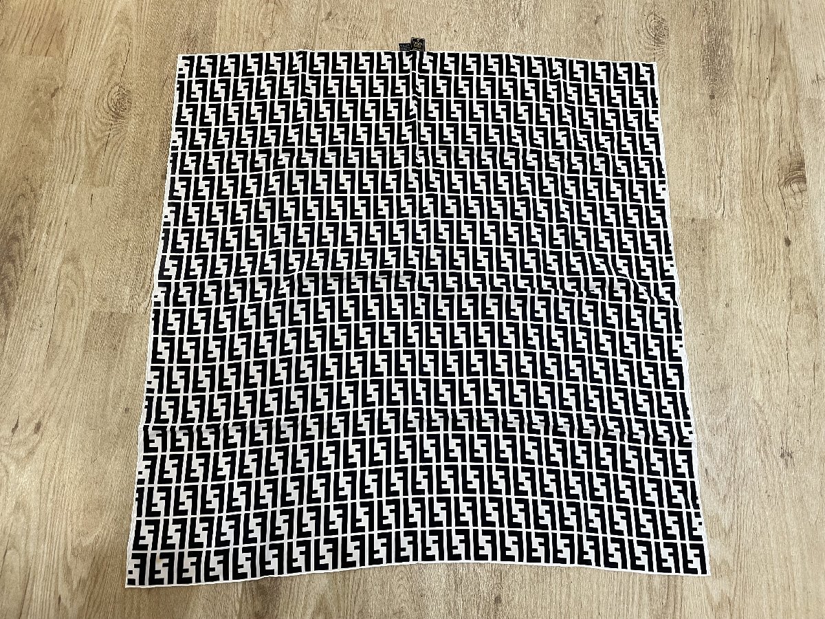 FENDI フェンディ ズッカ柄 極美品✨FENDI Yahoo!オークション レア柄