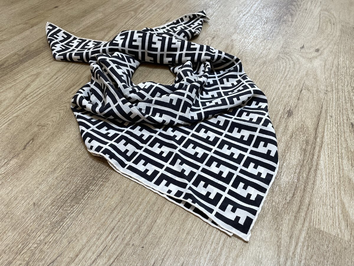 FENDI フェンディ ズッカ柄 極美品✨FENDI Yahoo!オークション レア柄