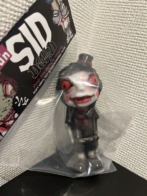 新品未開封】フワドコカムリ ノーマルカラー ソフビ FOGGY LAND moya