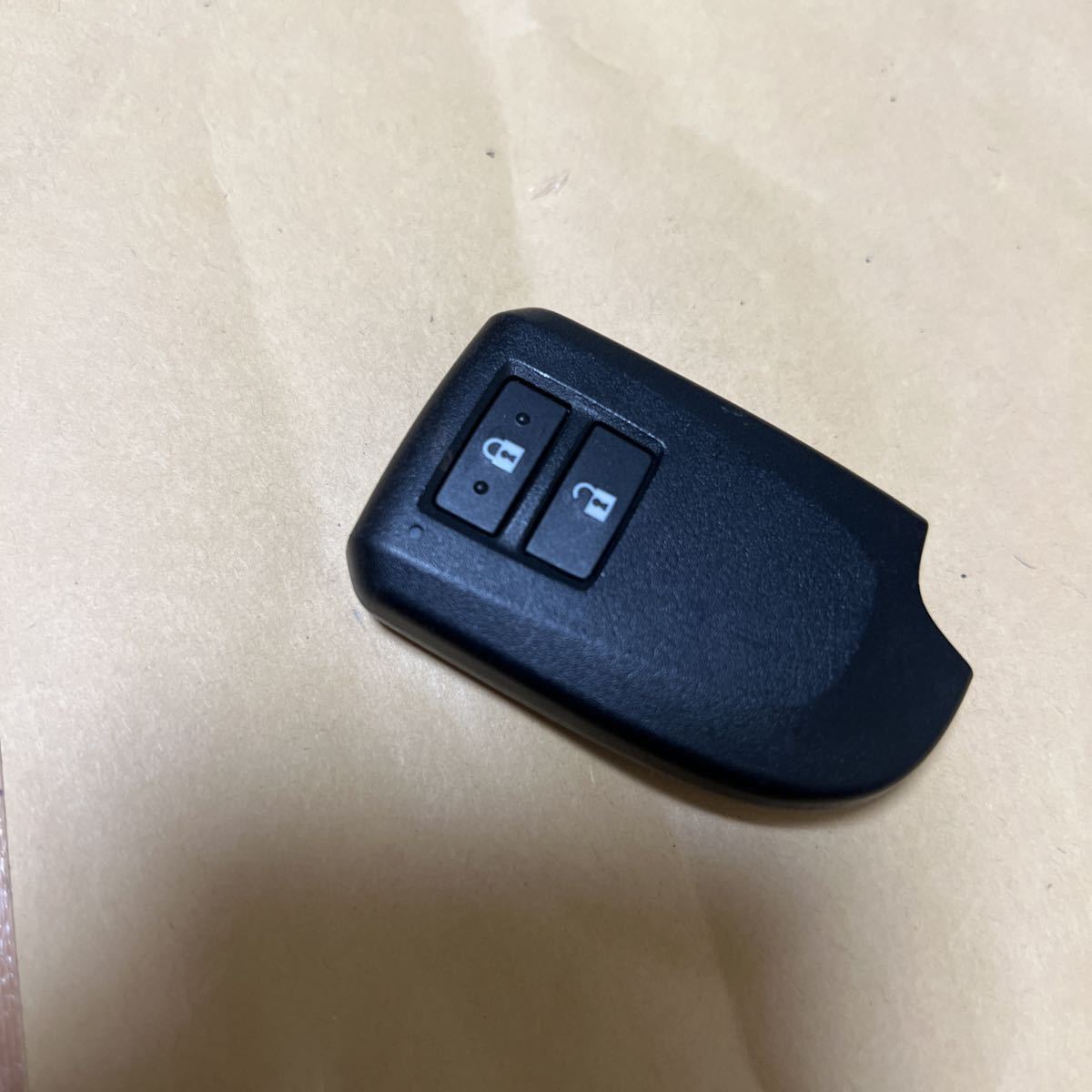 送料無料☆☆ トヨタ　ハイエース　レジアスエース　2ボタン　スマートキー キーレス基盤番号　007－AB0065 33 トヨタ ハイエース レジアスエース 未使用保管品 純正スマートキー Type14