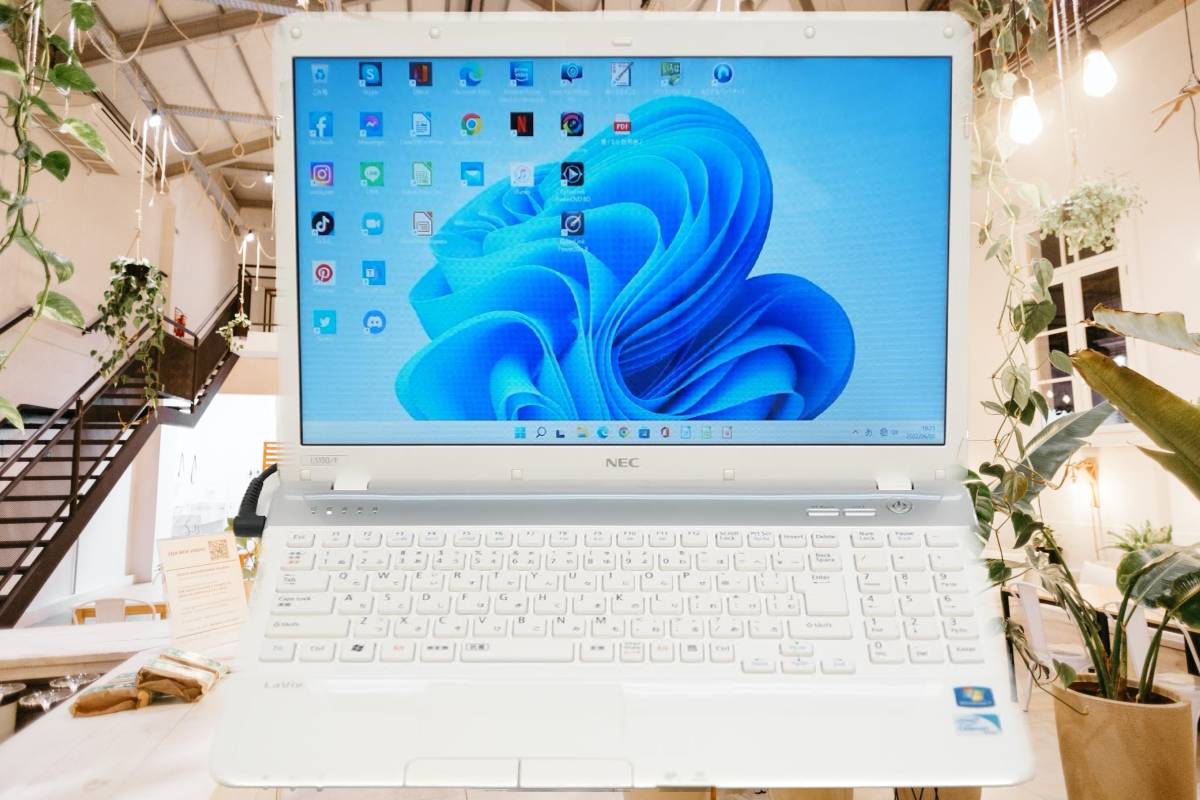 Windows11 最新版22H2 & 大容量500GB HDD♪】 NEC LAVIE LS150/F 