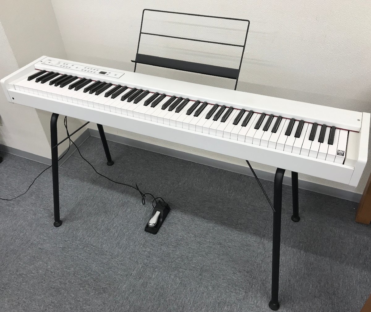本物保証，人気SALE m1839 KORG コルグ 電子ピアノ D1 2019年製 / キーボードスタンド ST-SV1(コルグ)｜売買されたオークション情報、yahooの商品情報をアーカイブ公開 - オークファン コルグ