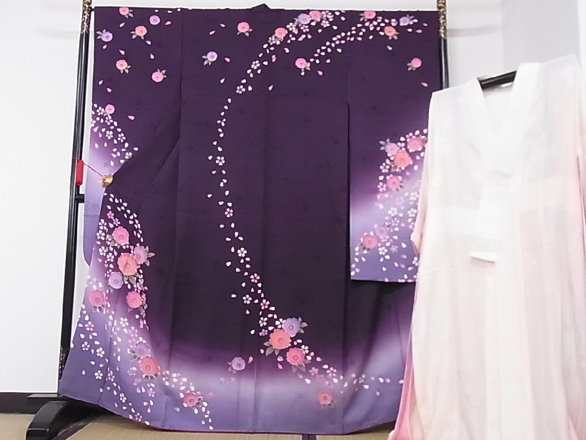 着物屋こころ□豪華振袖 長襦袢セット（無双仕立て） 駒刺繍 舞花文 暈