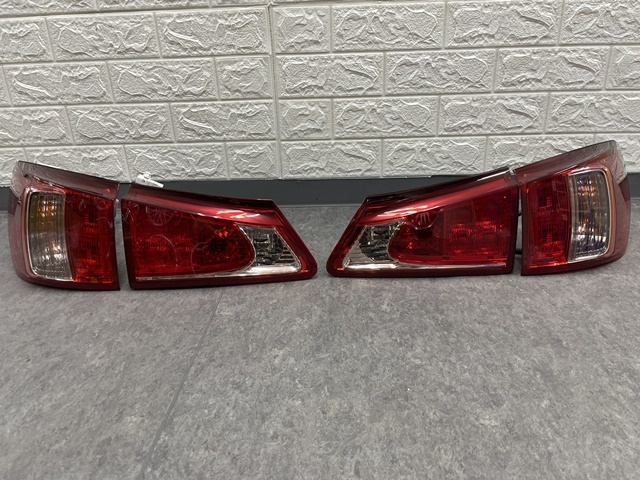 LEXUS レクサス GSE20 IS250 後期 純正 テールランプ 一式 一台分 