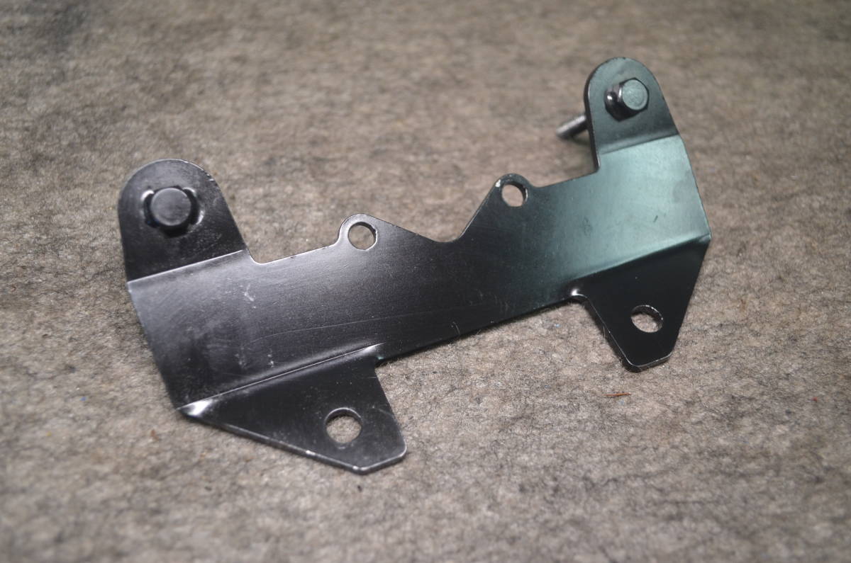 10番CB400F メーターブラケット