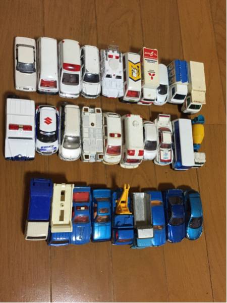 中古 トミカ まとめ売り 79台 中古品になります 【公式通販】