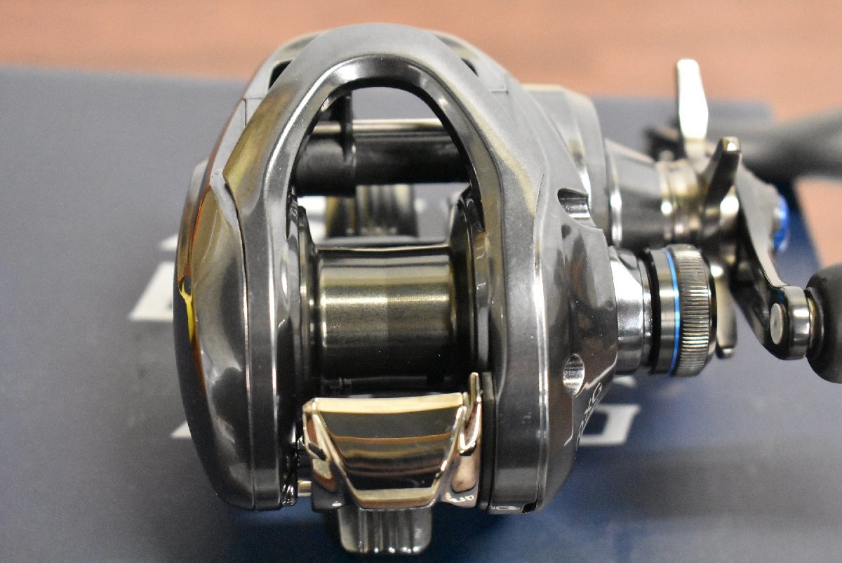 1スタ☆実釣未使用】シマノ 22 SLX DC XT 70XG 右ハンドル ライト 