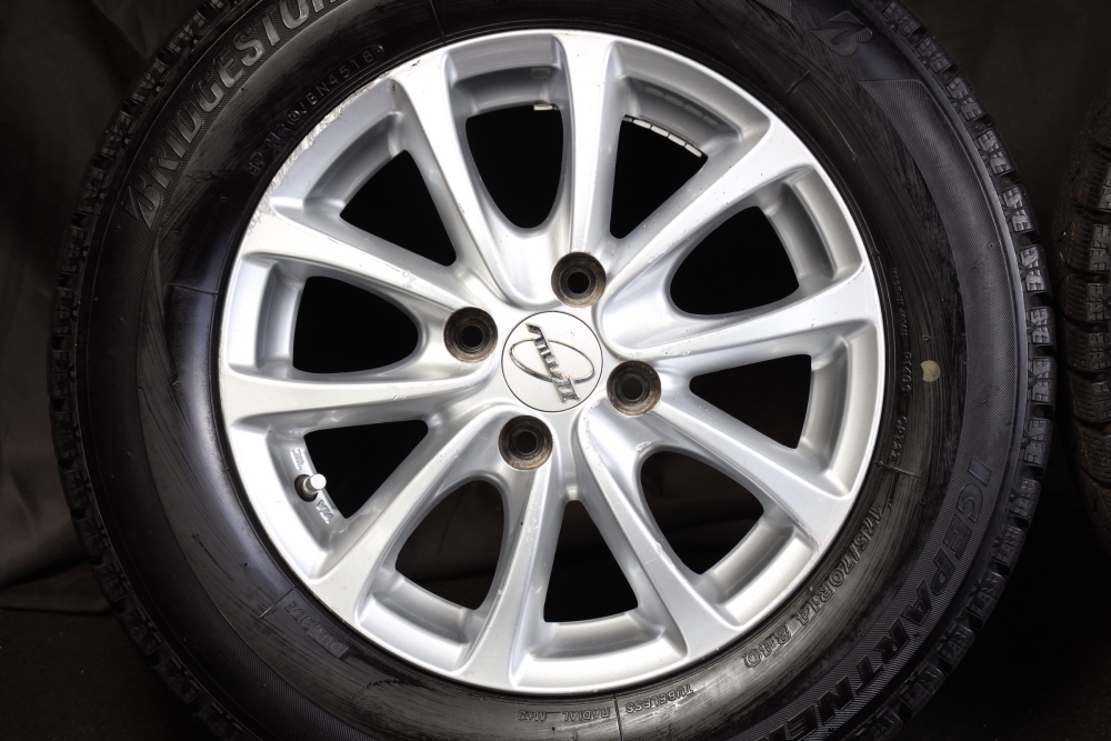 ☆バリ山 175/70R14 ブリジストン スタッドレス 2018年製 4本SET