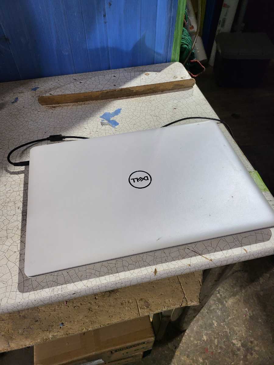 DELL ノートパソコン P75F 現状にて P75F DELL ノートパソコン 3580