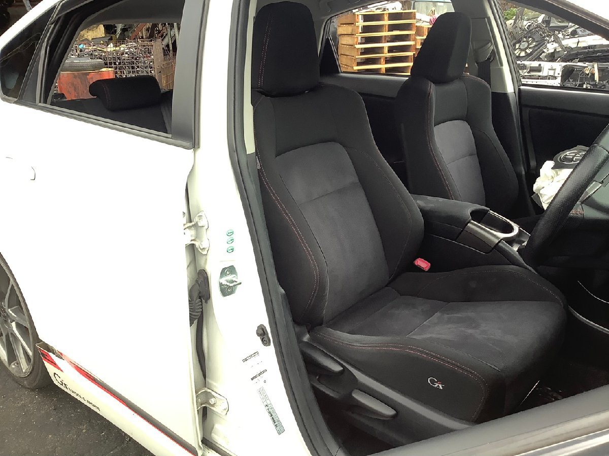 H25年 ZVW30 プリウス G