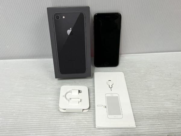 HH022-221606-108【ジャンク】iPhone8 アイフォン8 64GB スペース