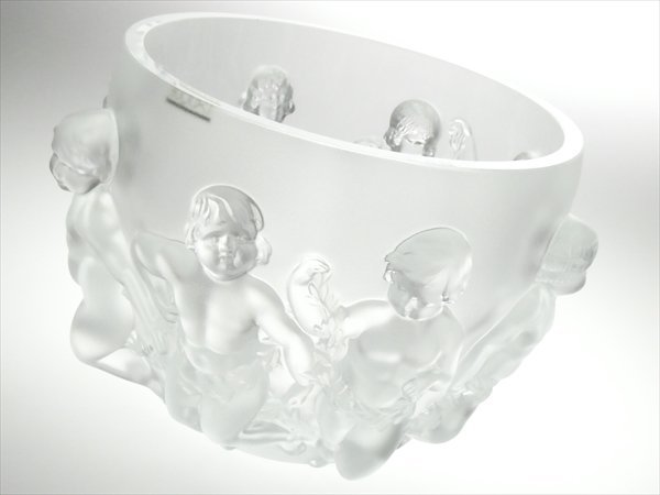 Lalique - Etsy Crystal 暮らしの中に芸術を。 クリスタル・ラリックの