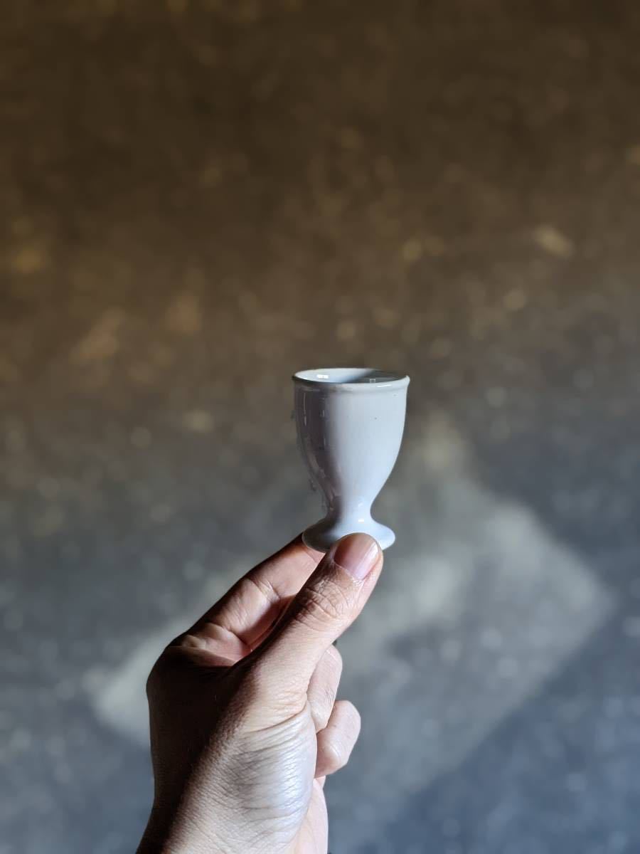 ムスティエ焼き フランス 陶器のエッグスタンド ペア ブロカント