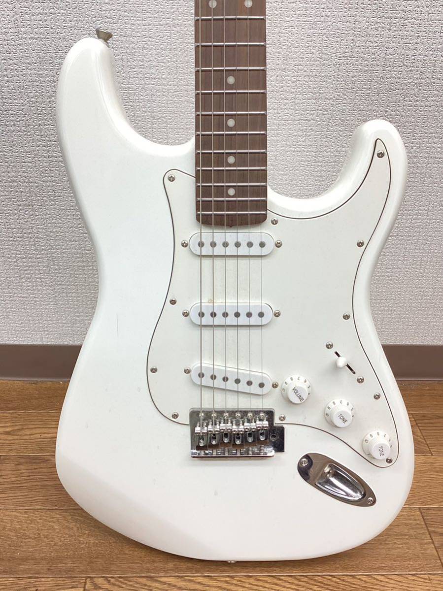 002 11 mavis メイビス エレキギター 白 ホワイトカラー 弦楽器 6弦