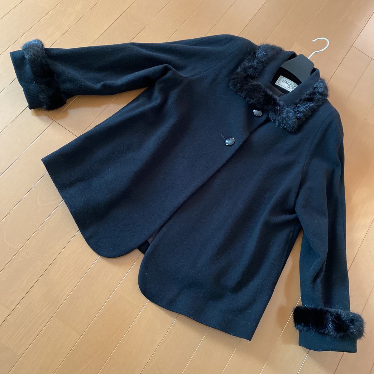 ミンク-高島屋購入!!!!!!超美品!!!!!!MARBLE ROAD-特選売り場購入。シンプルなお洒落な素敵なあったかコート。ミンク衿