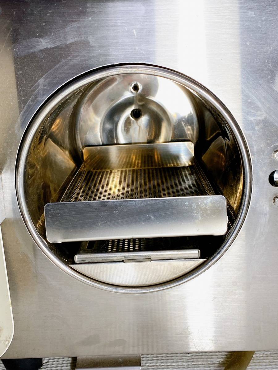 高圧蒸気滅菌器 KANA-CLAVE カナクレーブ S-150 ヒルソン デックの入札 