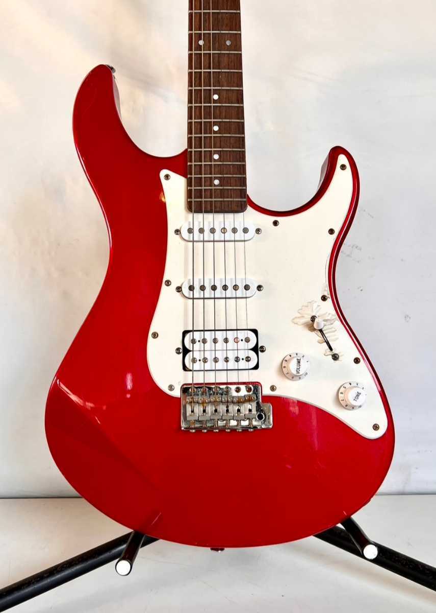 T568 ★YAMAHA ヤマハ Pacifica パシフィカ エレキギター 