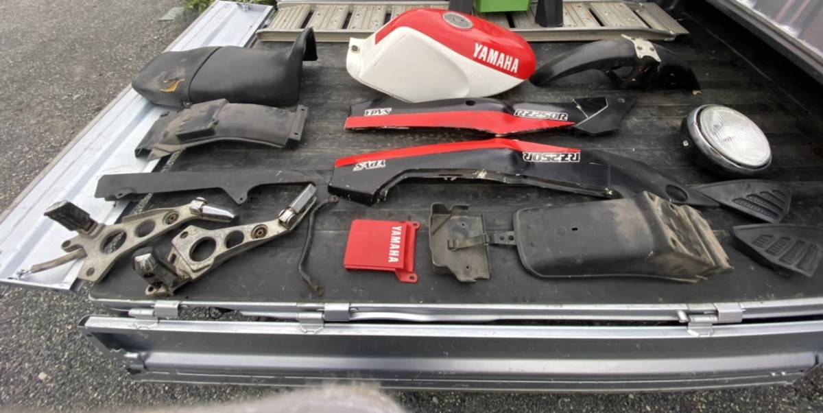 ヤマハ☆RZ250R☆外装等一式☆その他パーツ出品中☆xj400dtzr25029l3ma3xv1KTrgv250γガンマNSR250Rsp16182128 - ヤマハ Yahoo!オークション バイク・スクーター フレーム セット