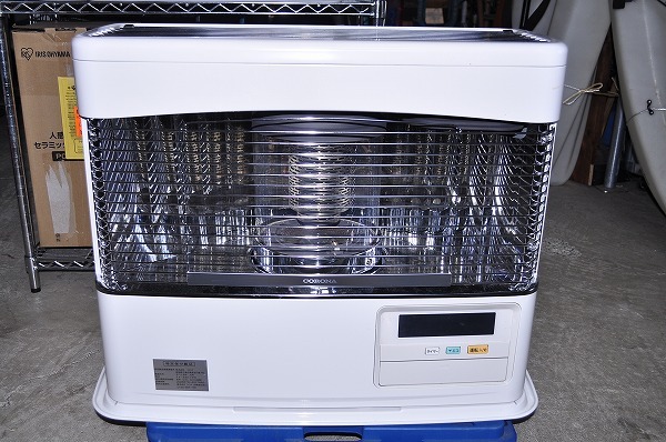 中古□2018年製 CORONA コロナ FF式輻射暖房機 FF-6817PR 石油ストーブ 