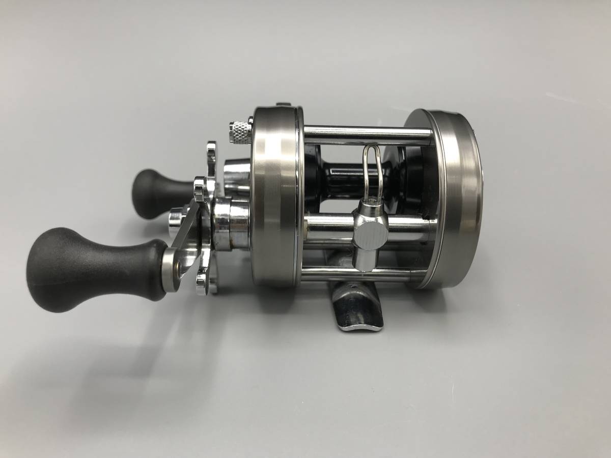 値段 正規 アブガルシア アンバサダー2500CS ロケット