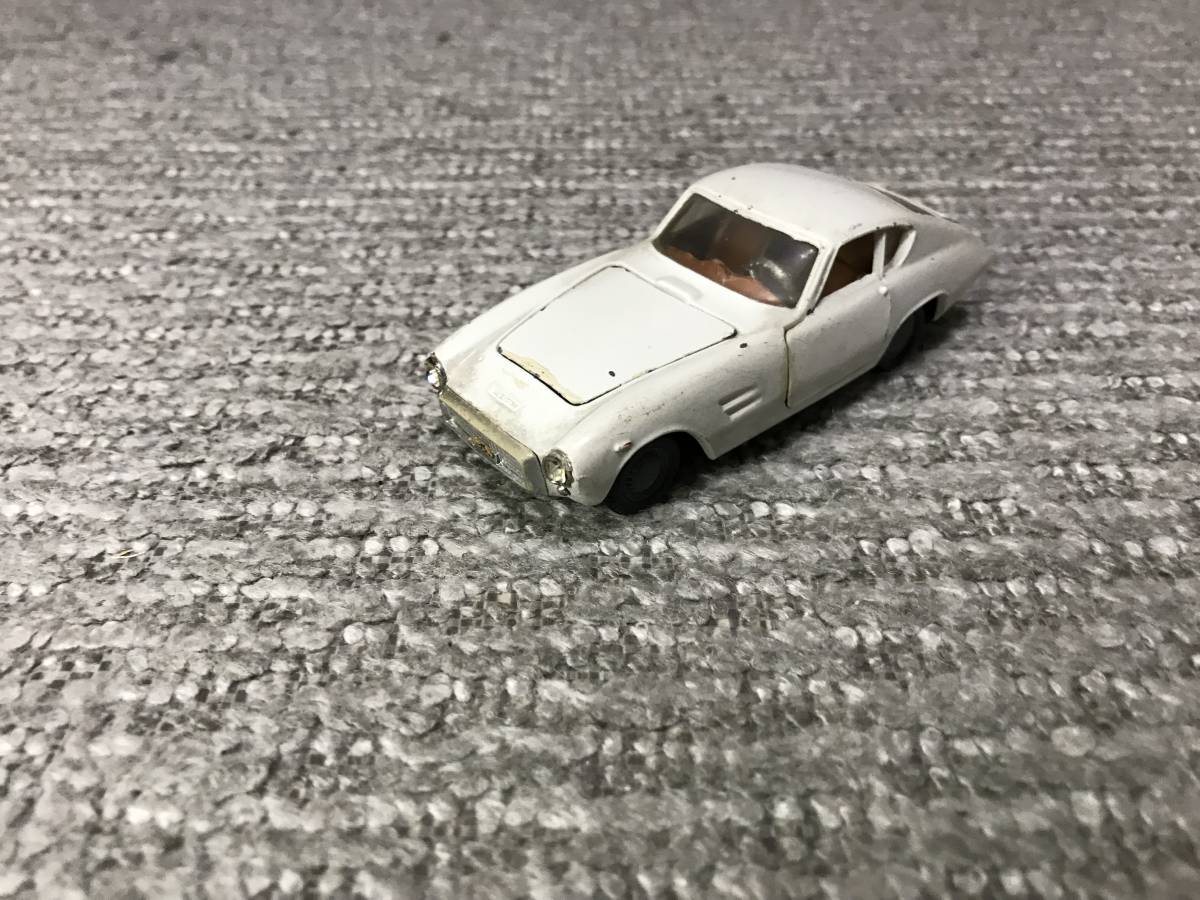 0 GT 1500GT Ghia フィアット Politoys ギア #528 Scale 1:43 -White 