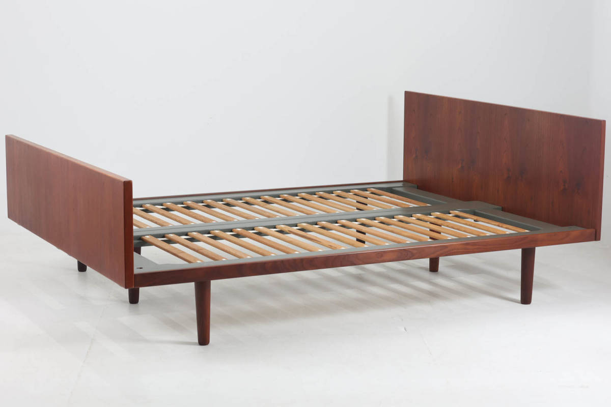 [KU] Hans J.Wegner（ハンス・J・ウェグナー）　ダブルベッドフレーム　チーク材　GETAMA/ゲタマ