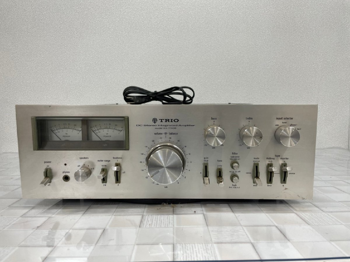 △3721　ジャンク品　オーディオ機器　プリメインアンプ　TRIO KA-7700D　トリオ　音出しOK オーディオ機器 YAMAHA ジャンク Fusion Open Back
