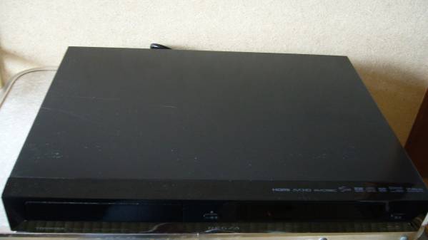 **　東芝　ブルーレイディスクレコーダー　D-BZ500　**ジャンク