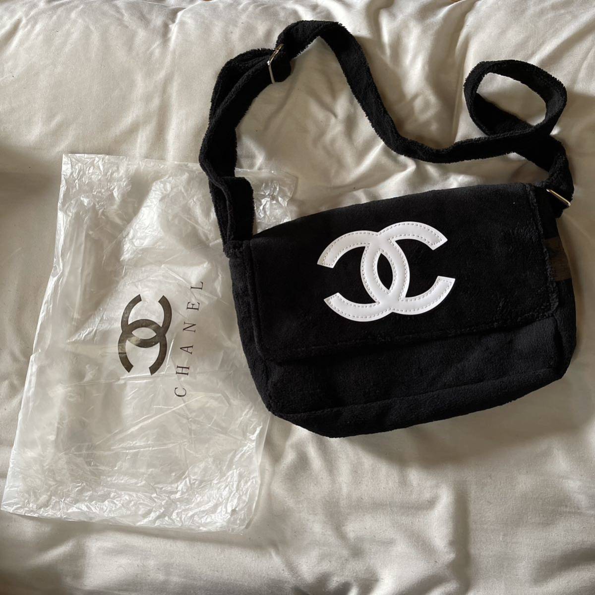 CHANEL ブラック ショルダーバッグ・新品・ノベルティ - CHANEL 新品