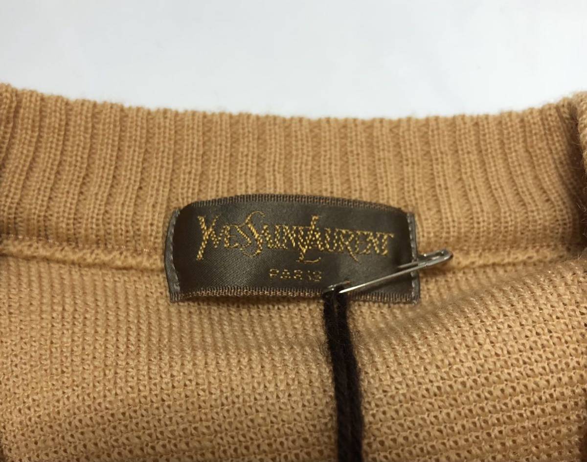 Yves Saint Laurent サンローラン 刺繍 Vネック ウールニット Yves Saint Laurent サンローラン YSL刺繍 Vネックニット YVES SAINT