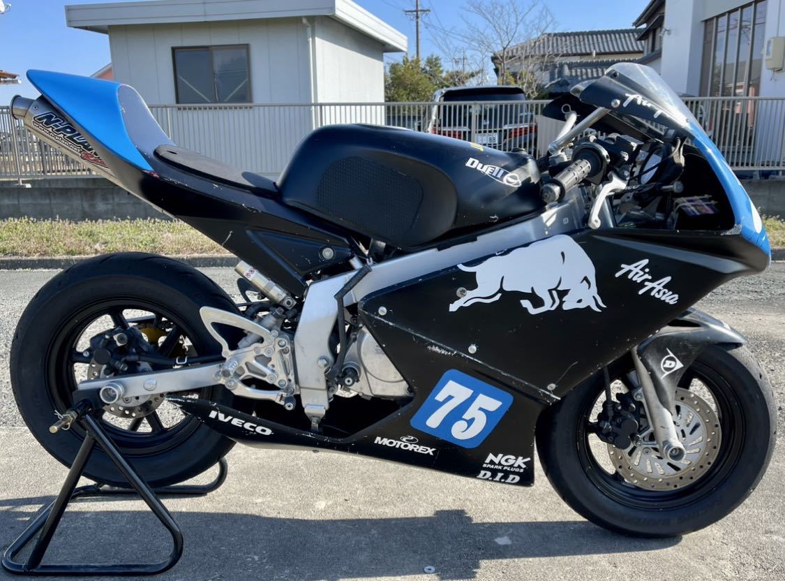 ホンダ NSF100で使用 キタコ シートカウル HRC HR01 エイプ100 XR100