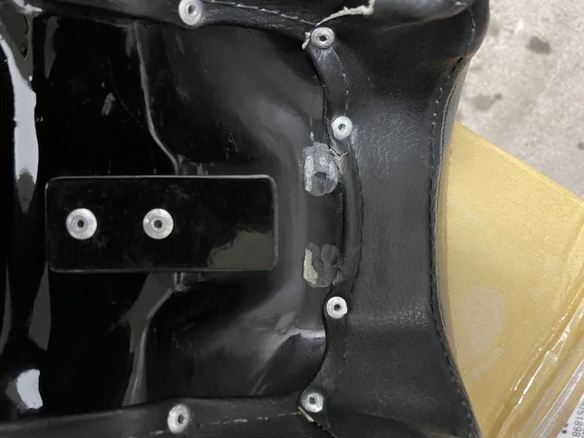 バイパー タックロール イージーライダース NITRO HEADS W650 シート 