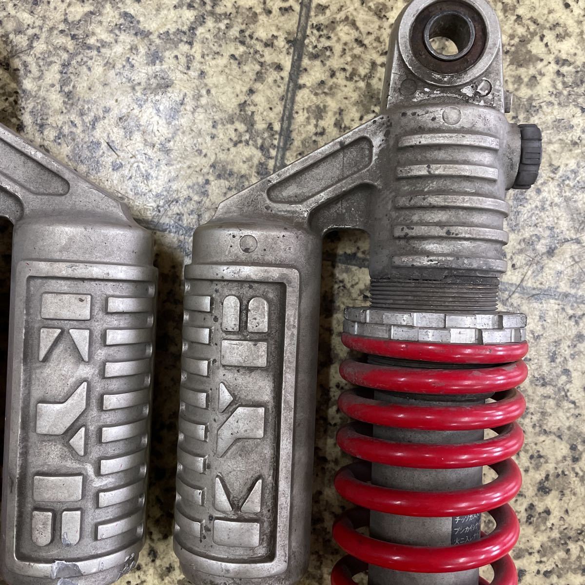 専用の商品です。 ☆KYB製 リアショック☆kawasaki Z1 Z2用 usedパーツ Z1⁄Z2⁄Z400FX