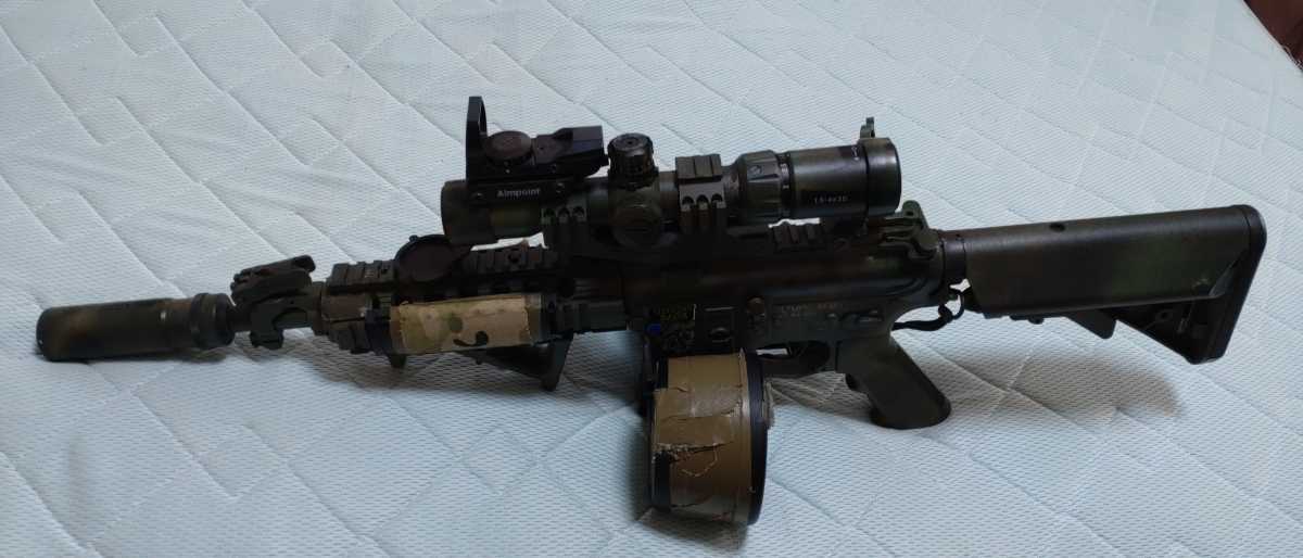東京マルイ M4A1ベース フルカスタム電動ガン メタルフレーム 純正