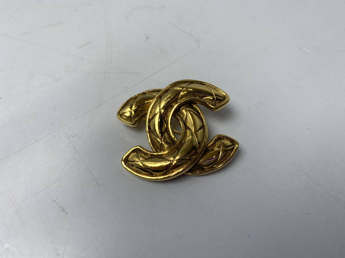 ☆CHANEL シャネル☆本物鑑定済 ブローチ ゴールド ビンテージ【中古 