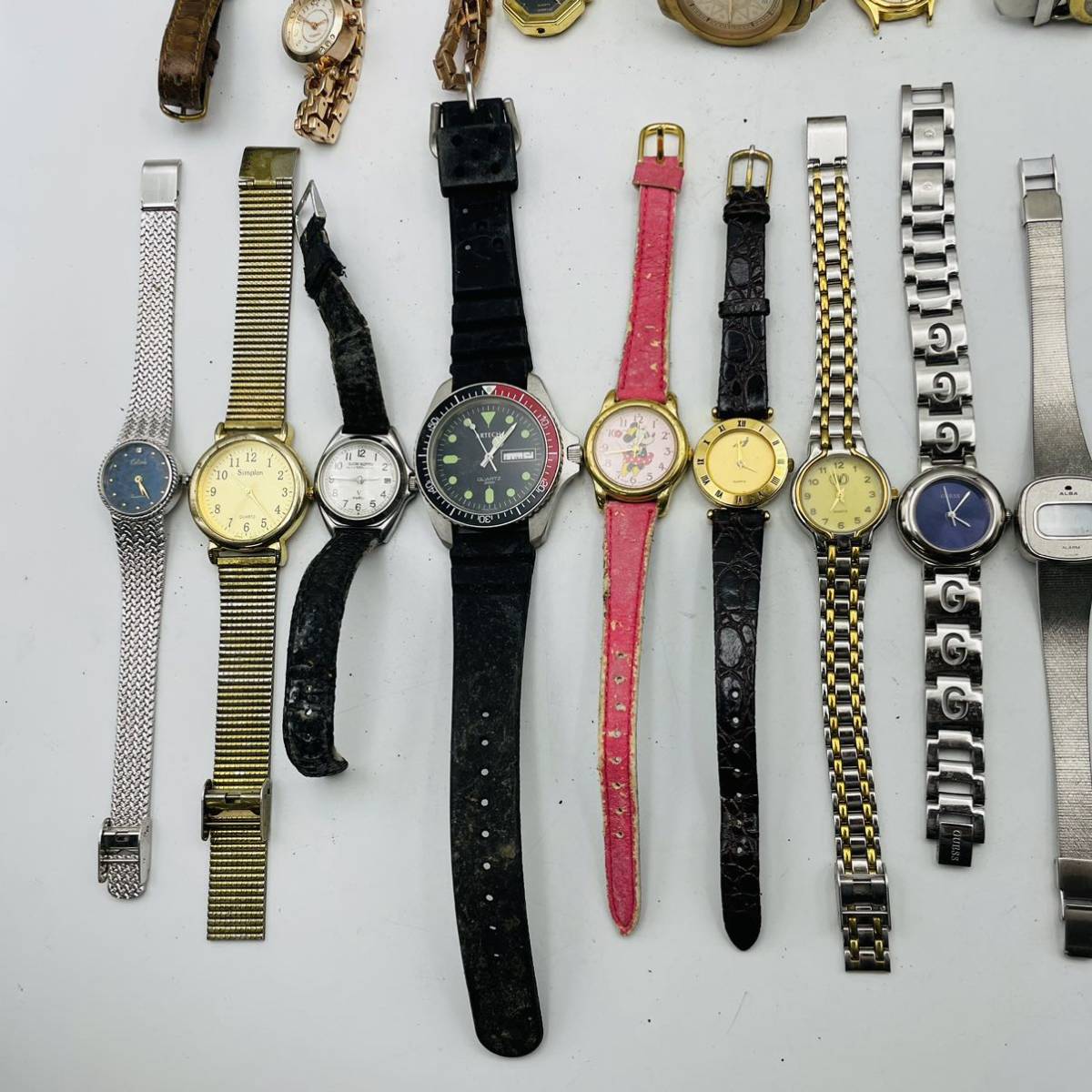 227 時計 38本 まとめ売り 腕時計 GUESS ゲス SEIKO セイコー ALBA 