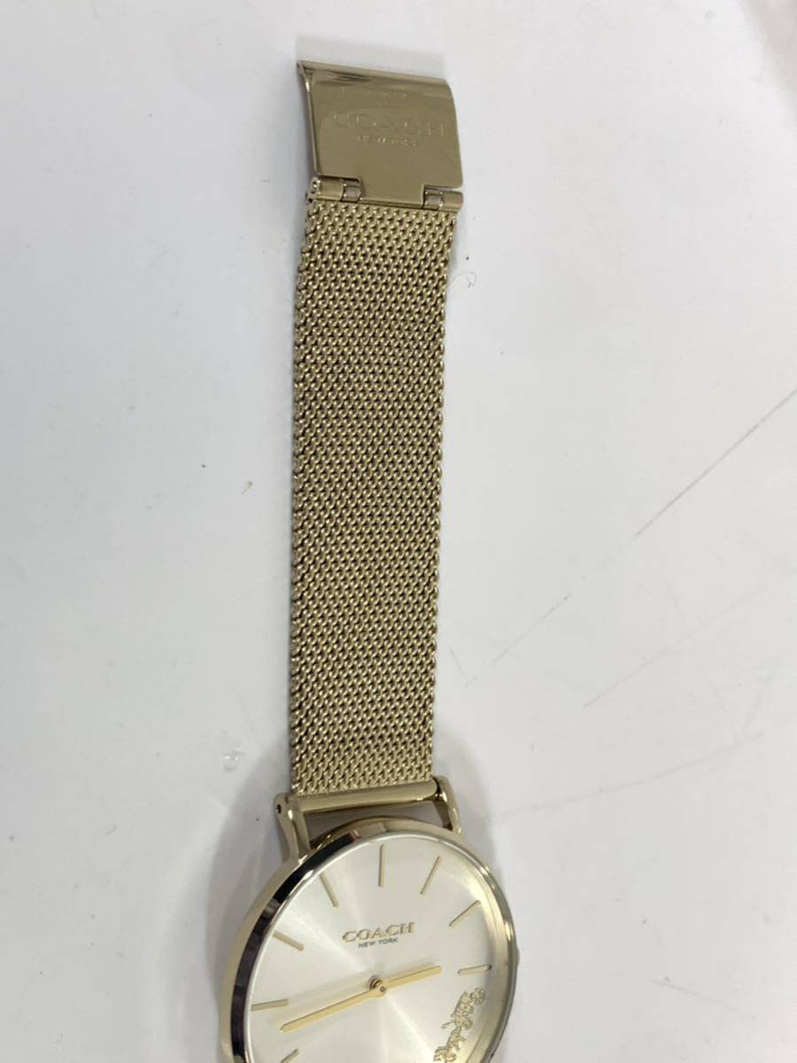 稼働品 coach コーチ ラウンド 腕時計 CA.120.7.34.1709 ゴールド  