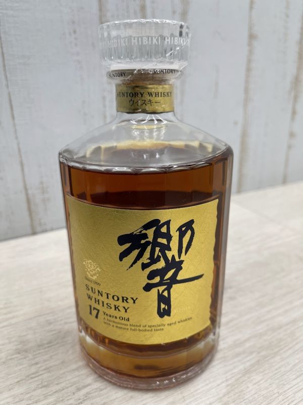 新品 未開栓 サントリーウイスキー 響 ゴールドラベル 17年 750ml 43