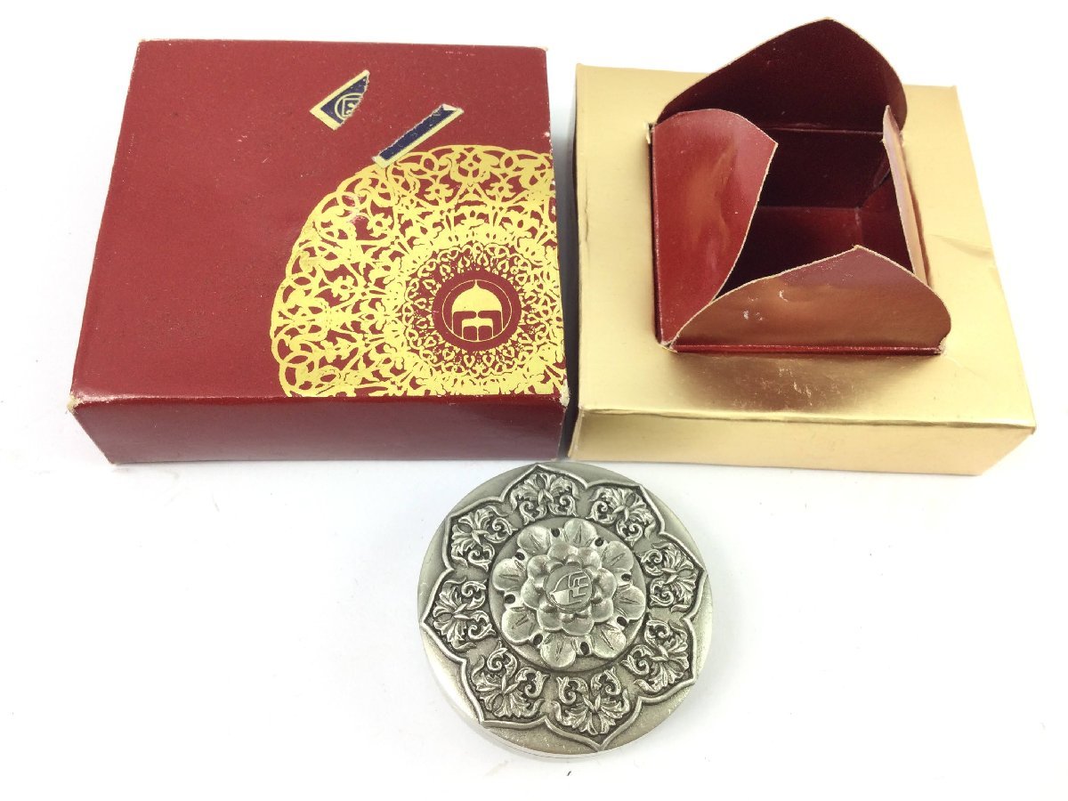 ROYAL 暴れまくっ SELANGOR 茶箱 スズ製 花の彫刻 木製ケース付き 