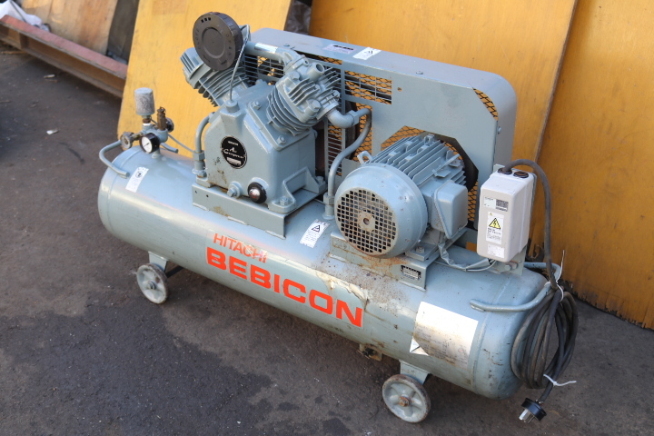 日立ベビコンコンプレッサー3馬力 2.2kW 日立（HITACHI 