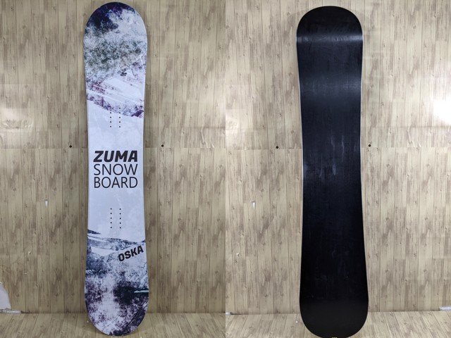 12og581/スノーボード板■21-22 ZUMAツマ OSKAオスカ 約141cm■フラットボード【L04】